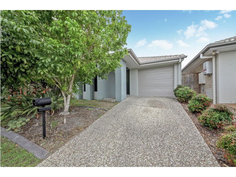 4 Moonie Crescent, North Lakes QLD 4509