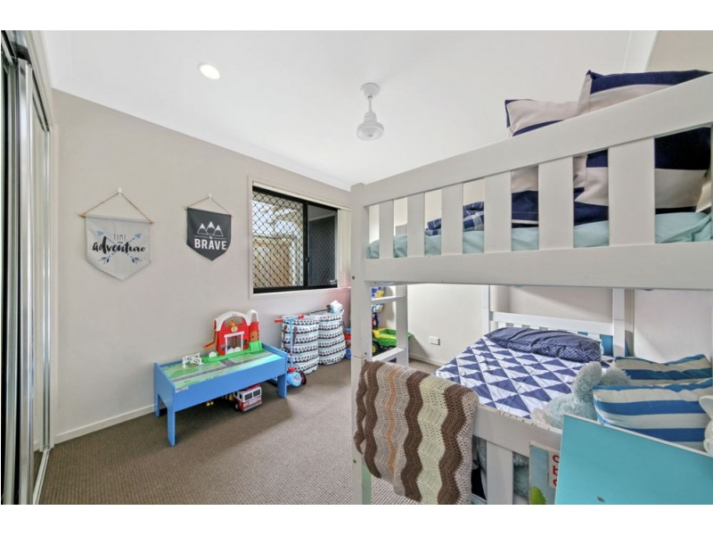 4 Moonie Crescent, North Lakes QLD 4509