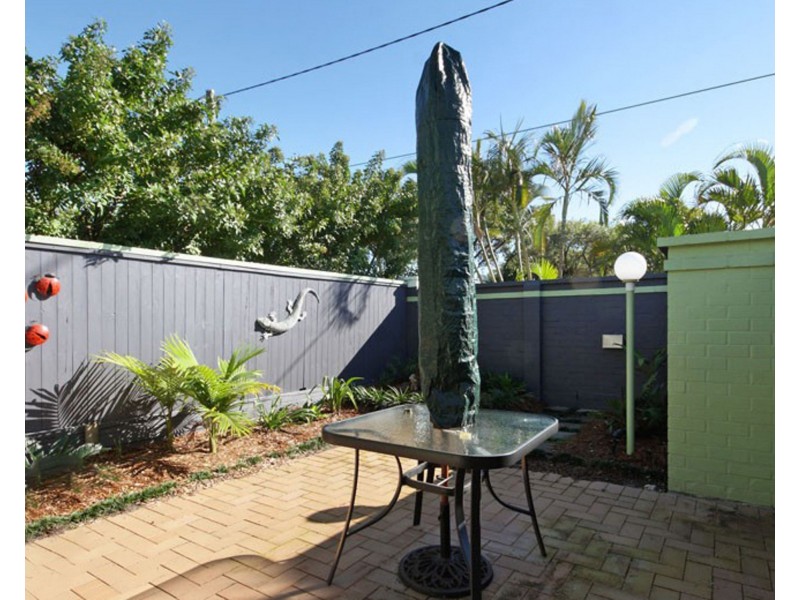 3 Davis Street, Redcliffe QLD 4020