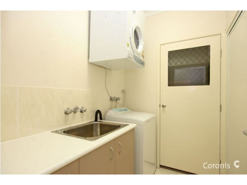 8 Rawlins Crescent, North Lakes QLD 4509