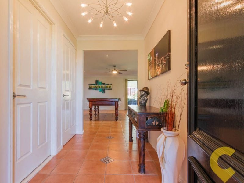 8 Ontario Crescent, Narangba QLD 4504