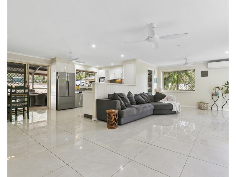 71 Firetail Court, Morayfield QLD 4506