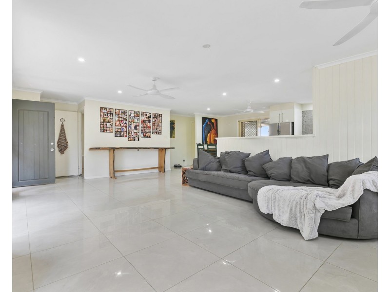 71 Firetail Court, Morayfield QLD 4506