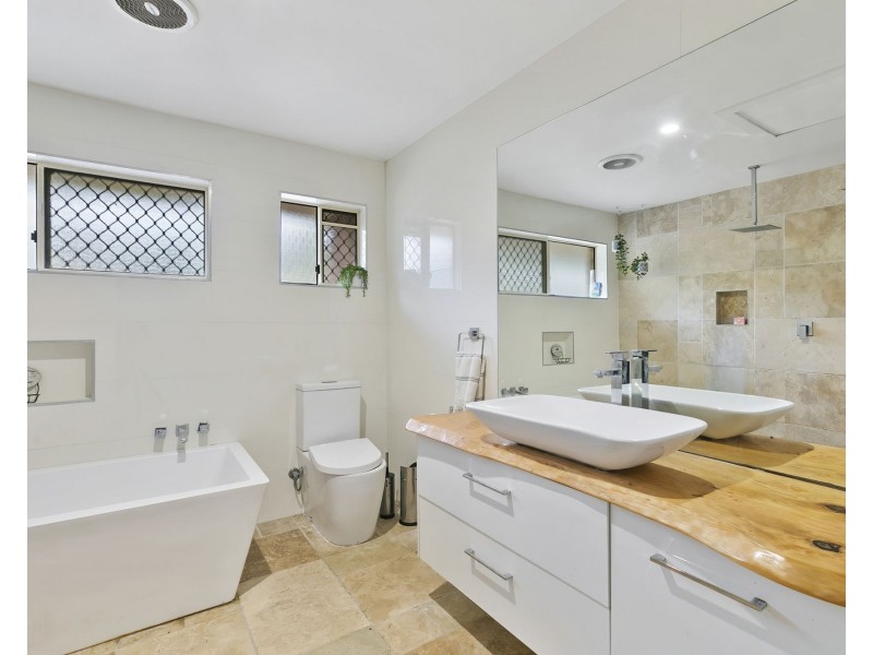 71 Firetail Court, Morayfield QLD 4506