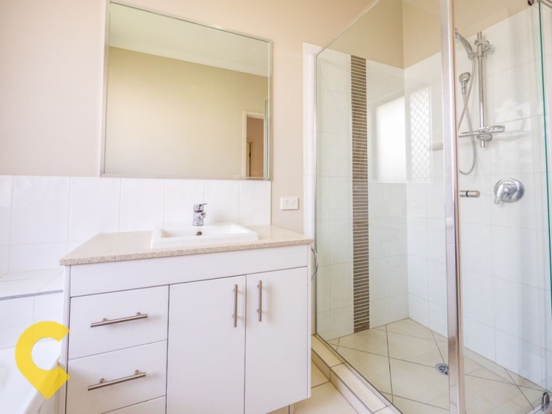 5 Friars Crescent, North Lakes QLD 4509