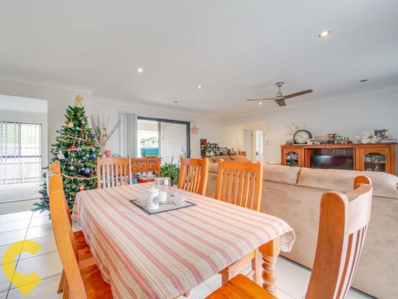 31 Burns Parade, Kallangur QLD 4503