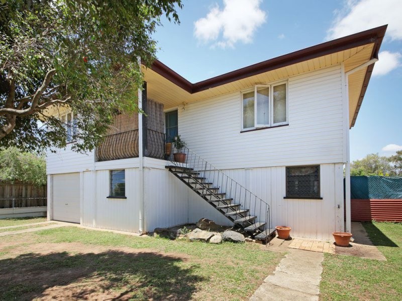 9 Goodfellows Road, Kallangur QLD 4503