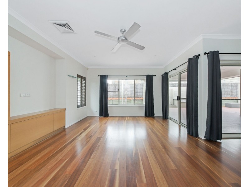 6 Satinay Parade, North Lakes QLD 4509