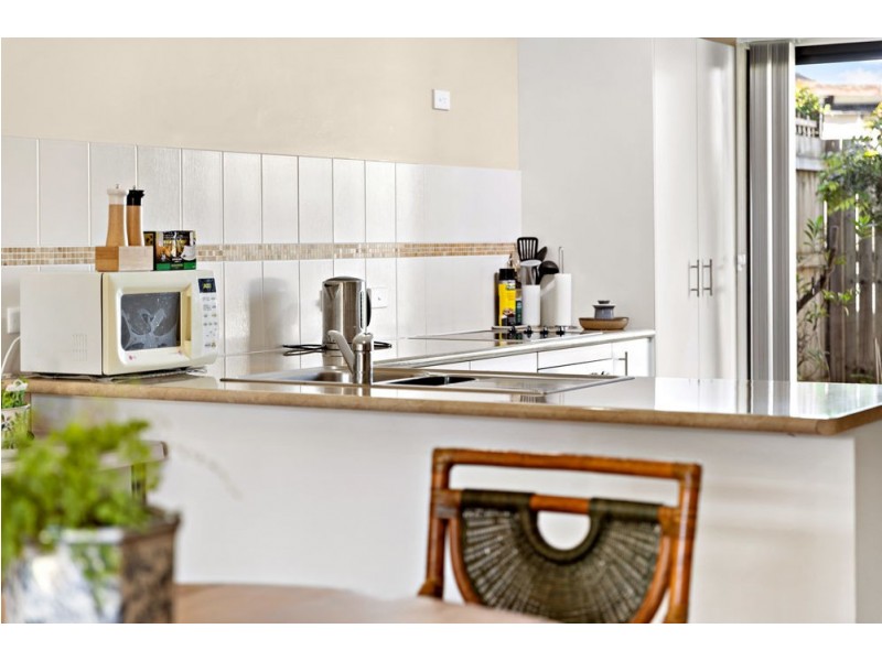 5/5-7 Bramble Street, Woody Point QLD 4019