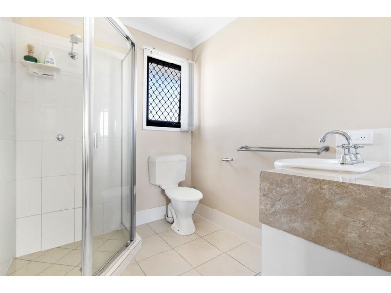 5/5-7 Bramble Street, Woody Point QLD 4019