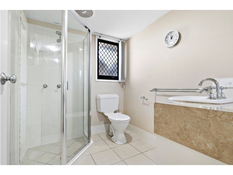 5/5-7 Bramble Street, Woody Point QLD 4019