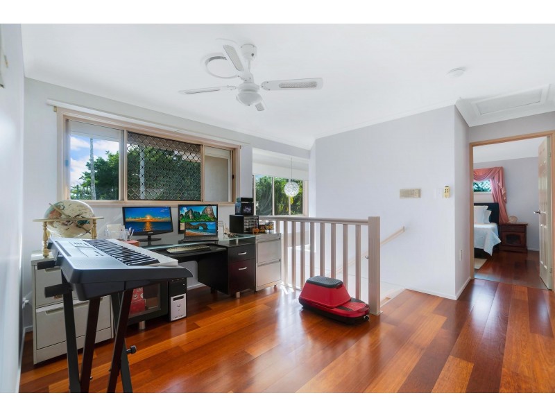 2 Alex Avenue, Ningi QLD 4511