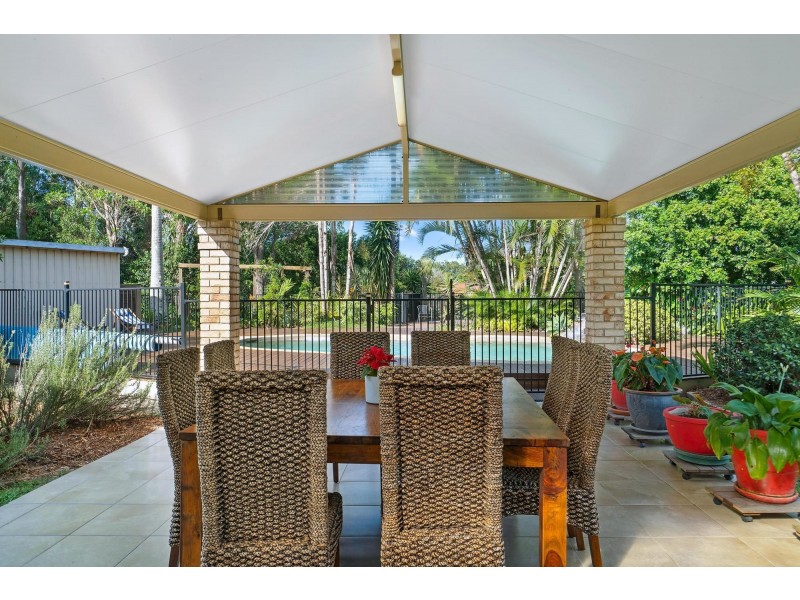 2 Alex Avenue, Ningi QLD 4511