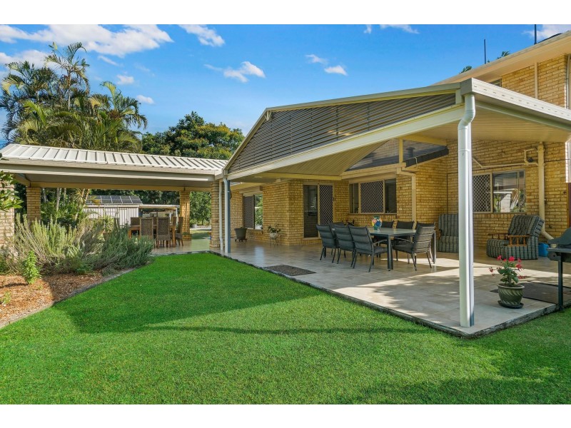 2 Alex Avenue, Ningi QLD 4511