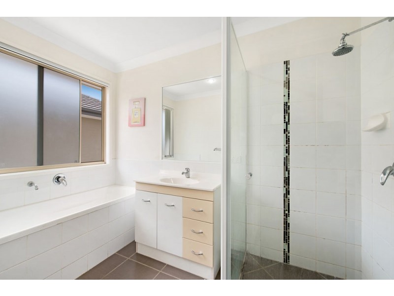 3 Lytham Circuit, North Lakes QLD 4509