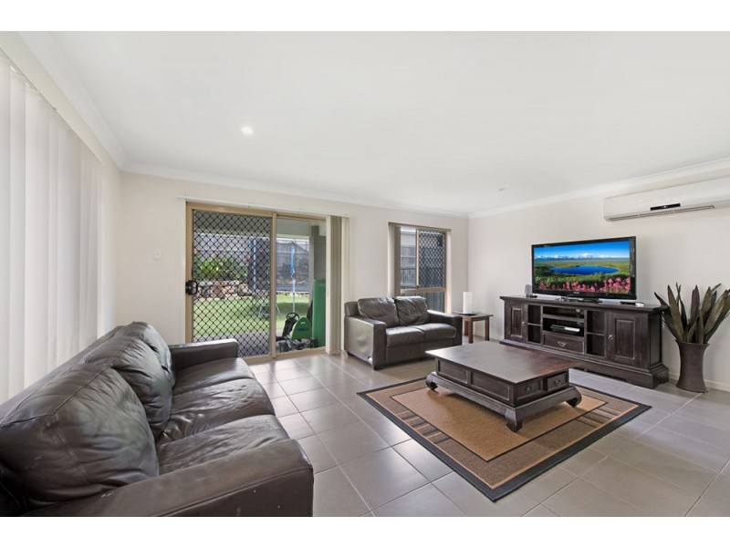 3 Lytham Circuit, North Lakes QLD 4509