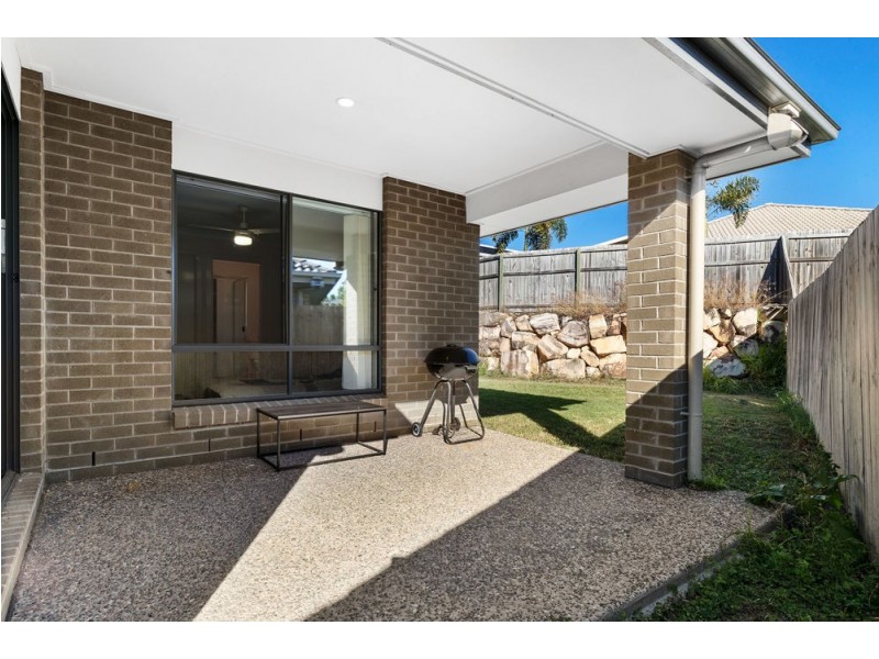 5 Williams Crescent, North Lakes QLD 4509
