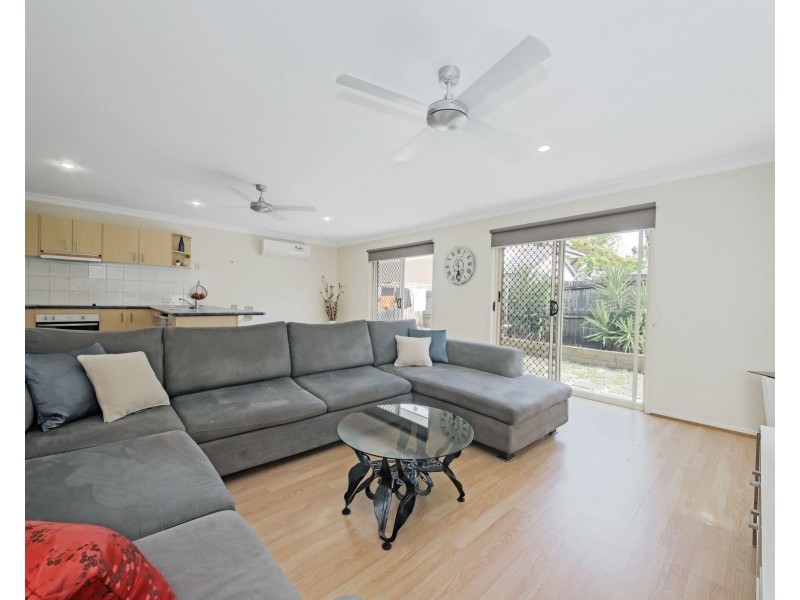 71 Hill Parade, Clontarf QLD 4019