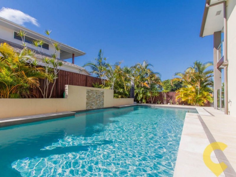 12 Nicklaus Parade, North Lakes QLD 4509