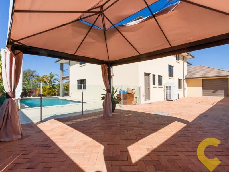 12 Nicklaus Parade, North Lakes QLD 4509