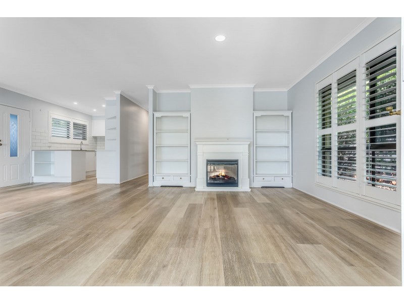 49 Griffith Road, Scarborough QLD 4020