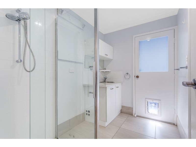 49 Griffith Road, Scarborough QLD 4020