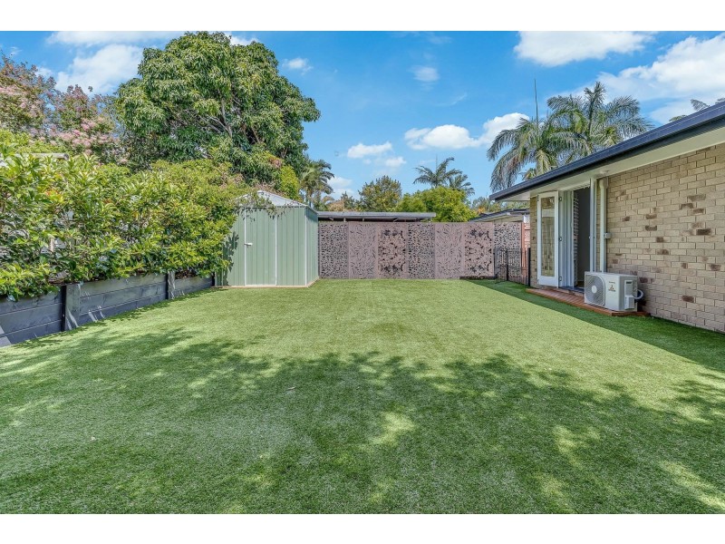 49 Griffith Road, Scarborough QLD 4020