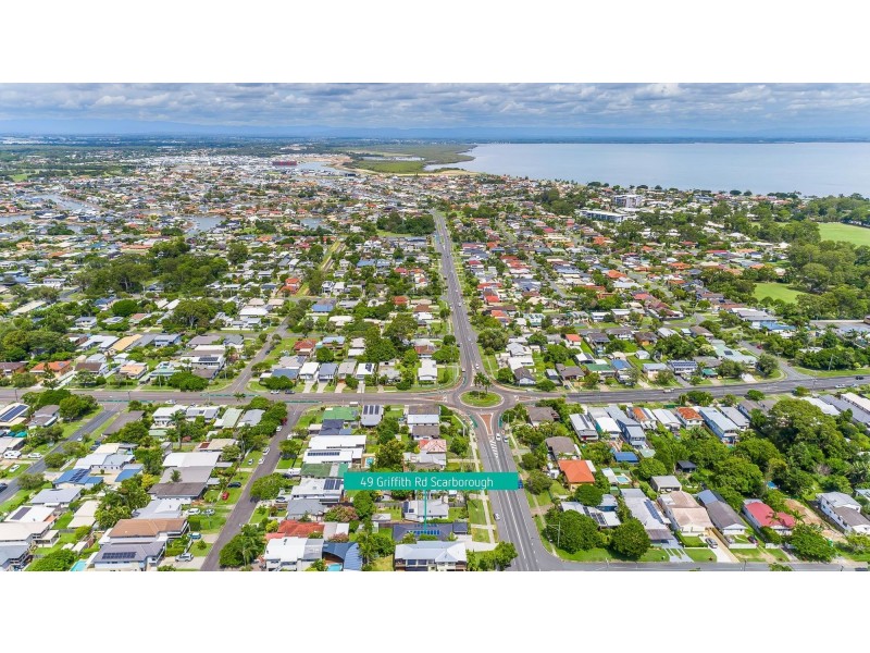 49 Griffith Road, Scarborough QLD 4020