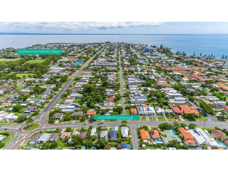 49 Griffith Road, Scarborough QLD 4020