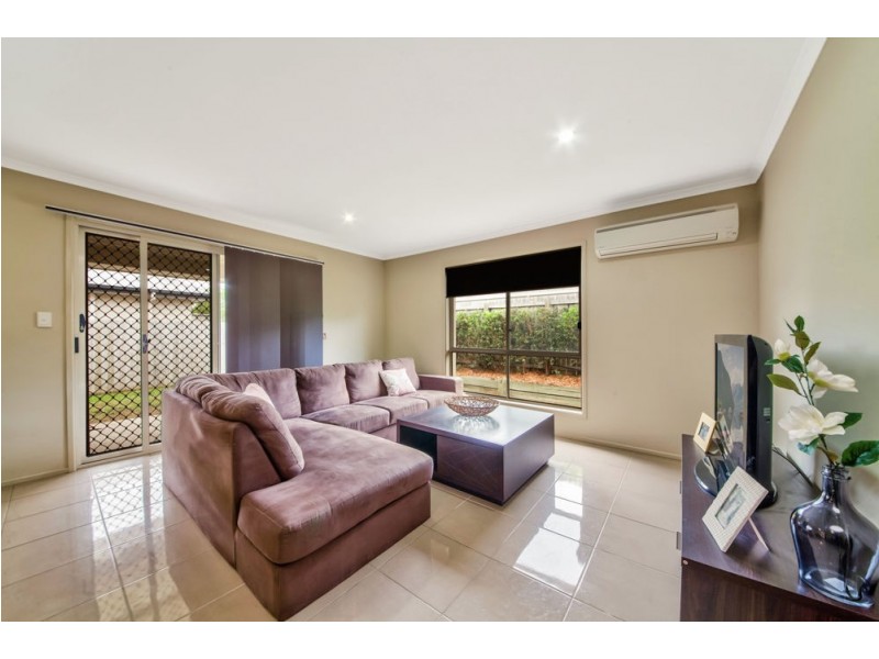 4 Hartley Crescent, North Lakes QLD 4509