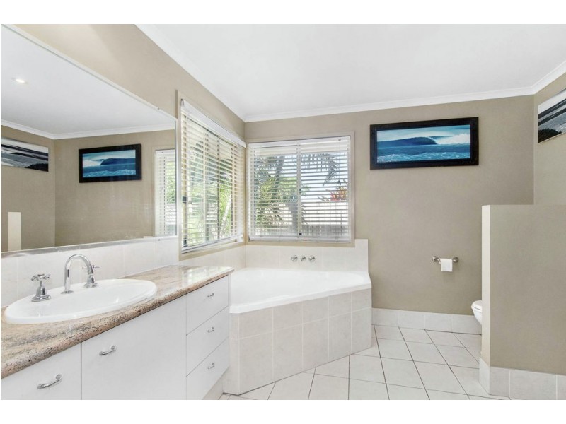 2 Bradford Street, North Lakes QLD 4509