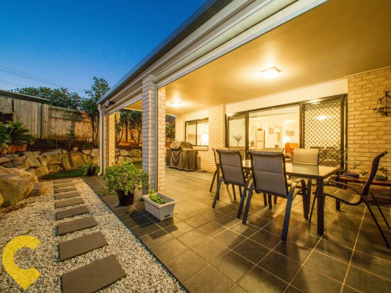 14 Shearwater Close, Albany Creek QLD 4035