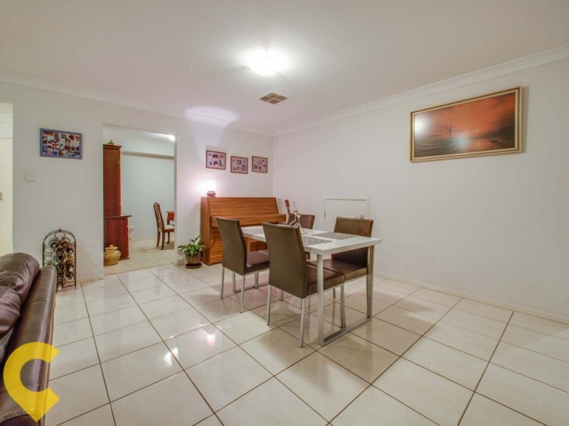 14 Shearwater Close, Albany Creek QLD 4035