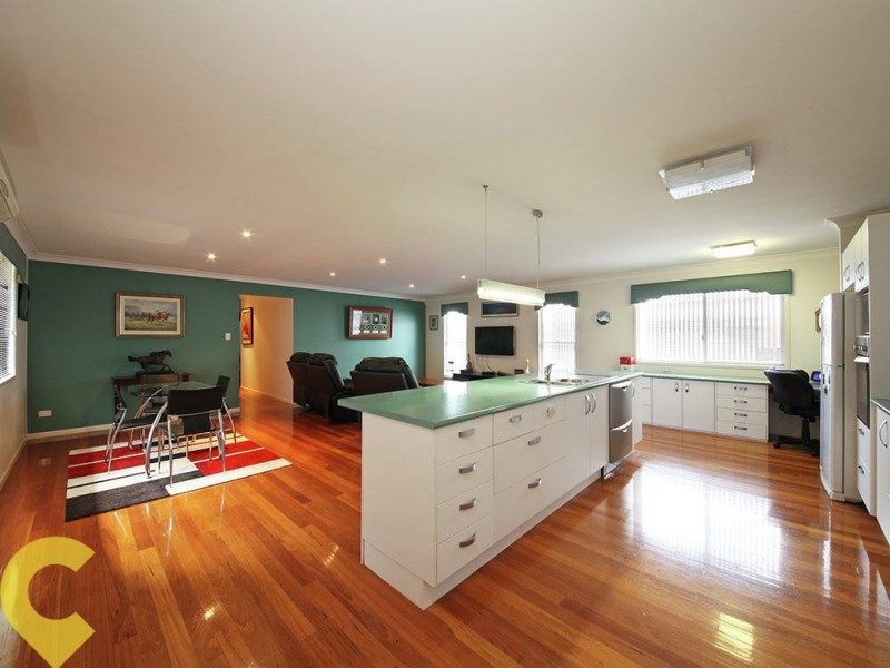 4 Windeyer Street, Bald Hills QLD 4036