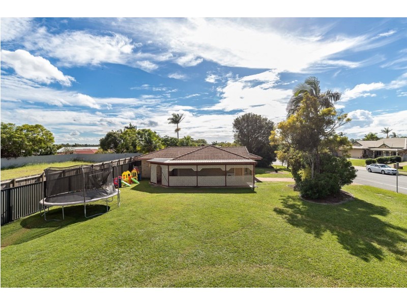 1 Blatchford Drive, Murrumba Downs QLD 4503