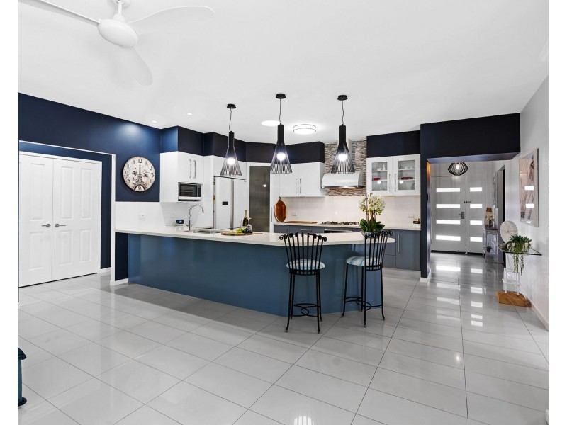 6 Melissa Place, Deception Bay QLD 4508