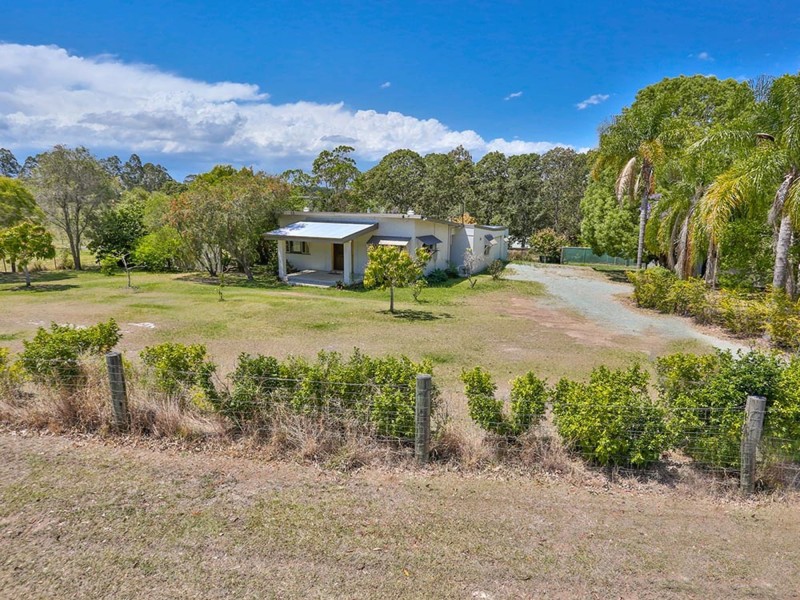 6 Campbell Street, Narangba QLD 4504
