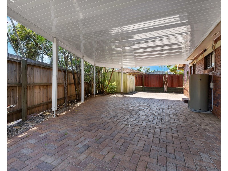 6 Finnegan Street, Rothwell QLD 4022