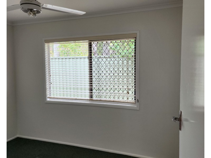 1/27a Queen Street, Scarborough QLD 4020