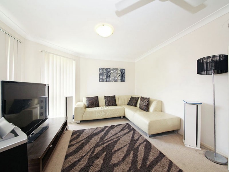 8 Atthow Street, North Lakes QLD 4509