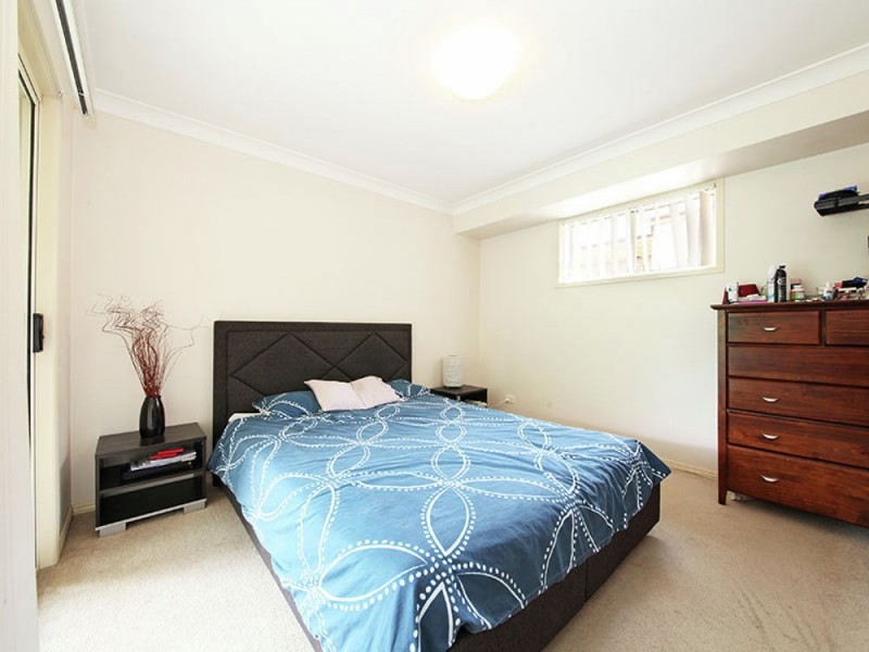 8 Atthow Street, North Lakes QLD 4509