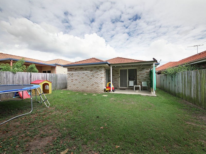 8 Atthow Street, North Lakes QLD 4509