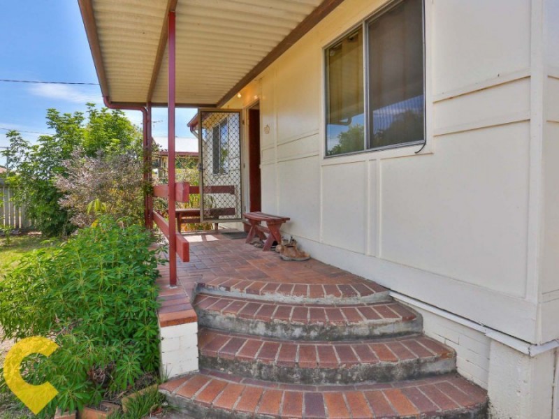 24 The Crescent, Kallangur QLD 4503