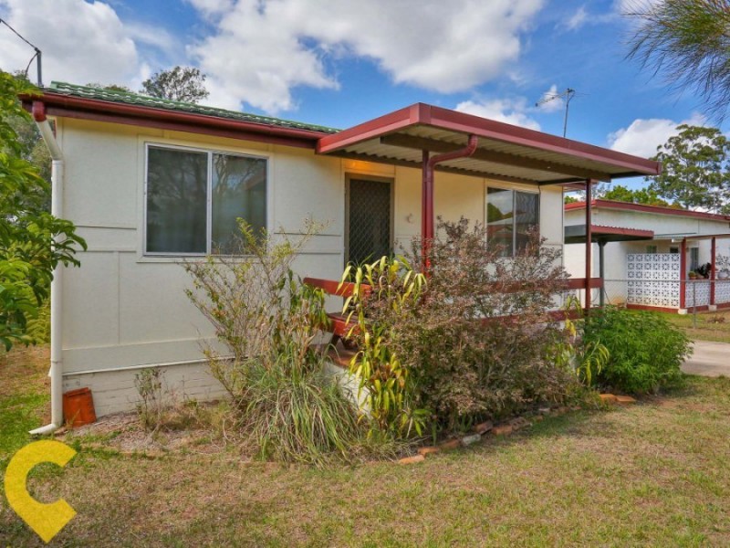 24 The Crescent, Kallangur QLD 4503