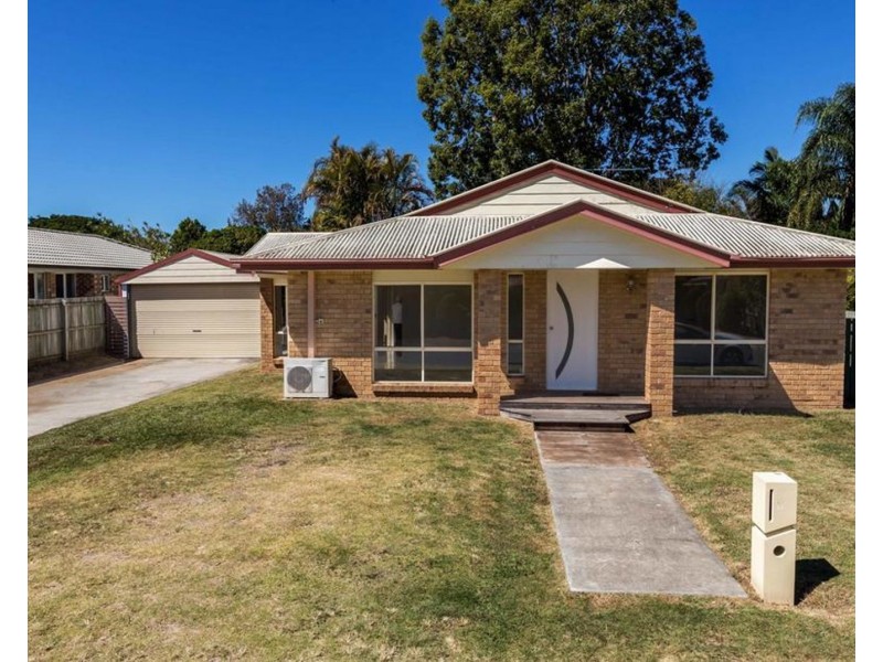 35 Hillmont Crescent, Morayfield QLD 4506