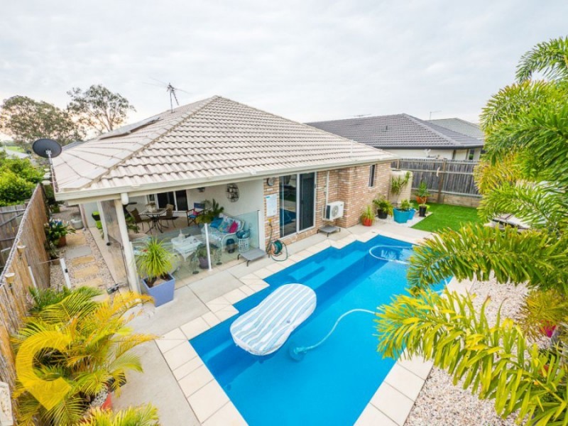 6 Caraway Court, Griffin QLD 4503