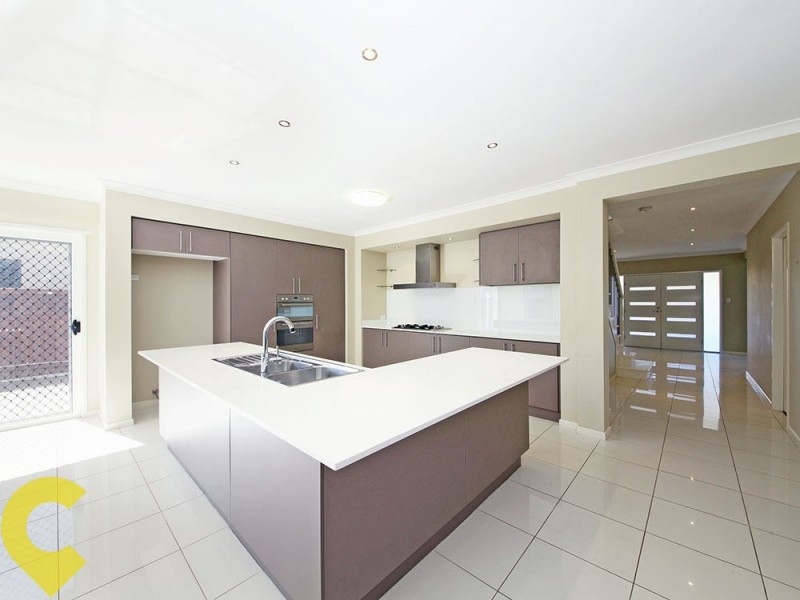 14 Nicklaus Parade, North Lakes QLD 4509