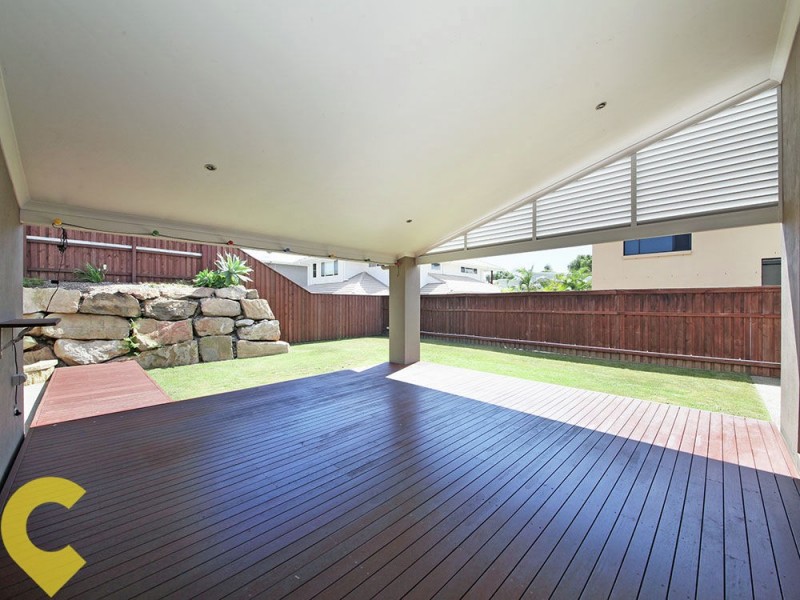 14 Nicklaus Parade, North Lakes QLD 4509