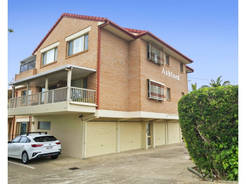 4/162 Prince Edward Parade, Scarborough QLD 4020