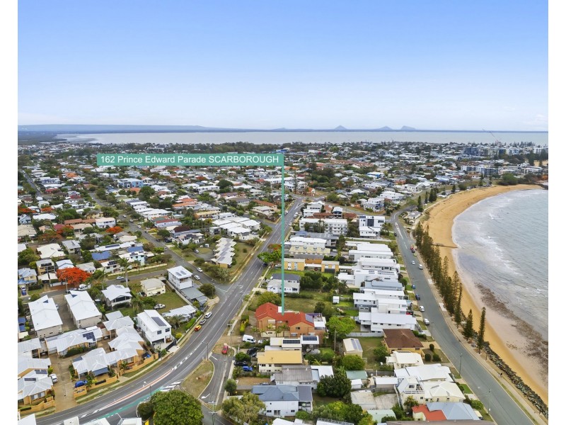 4/162 Prince Edward Parade, Scarborough QLD 4020